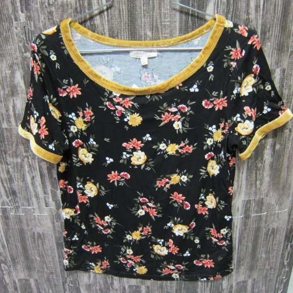 NWT Ultra Flirt Women's SS Print/Velvet Trim Top - Picture 1 of 5